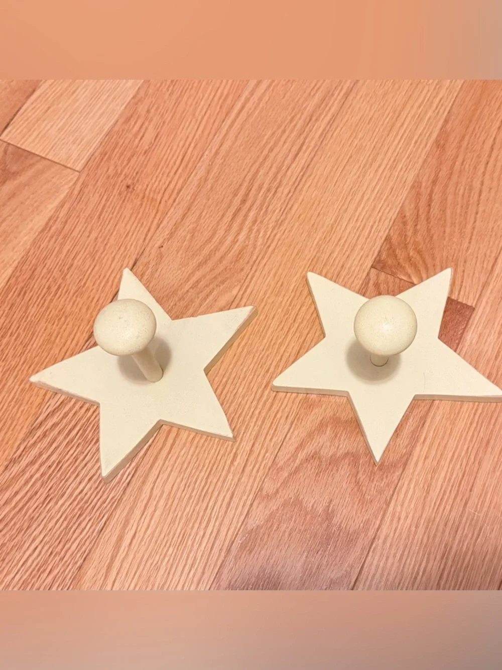 Pottery Barn kids light yellow star coat hooks knobs